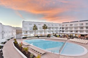 Aequora Lanzarote Suites