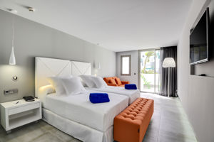 Barcelo Teguise Beach