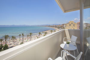 Woonvoorbeeld standaardkamer zeezicht