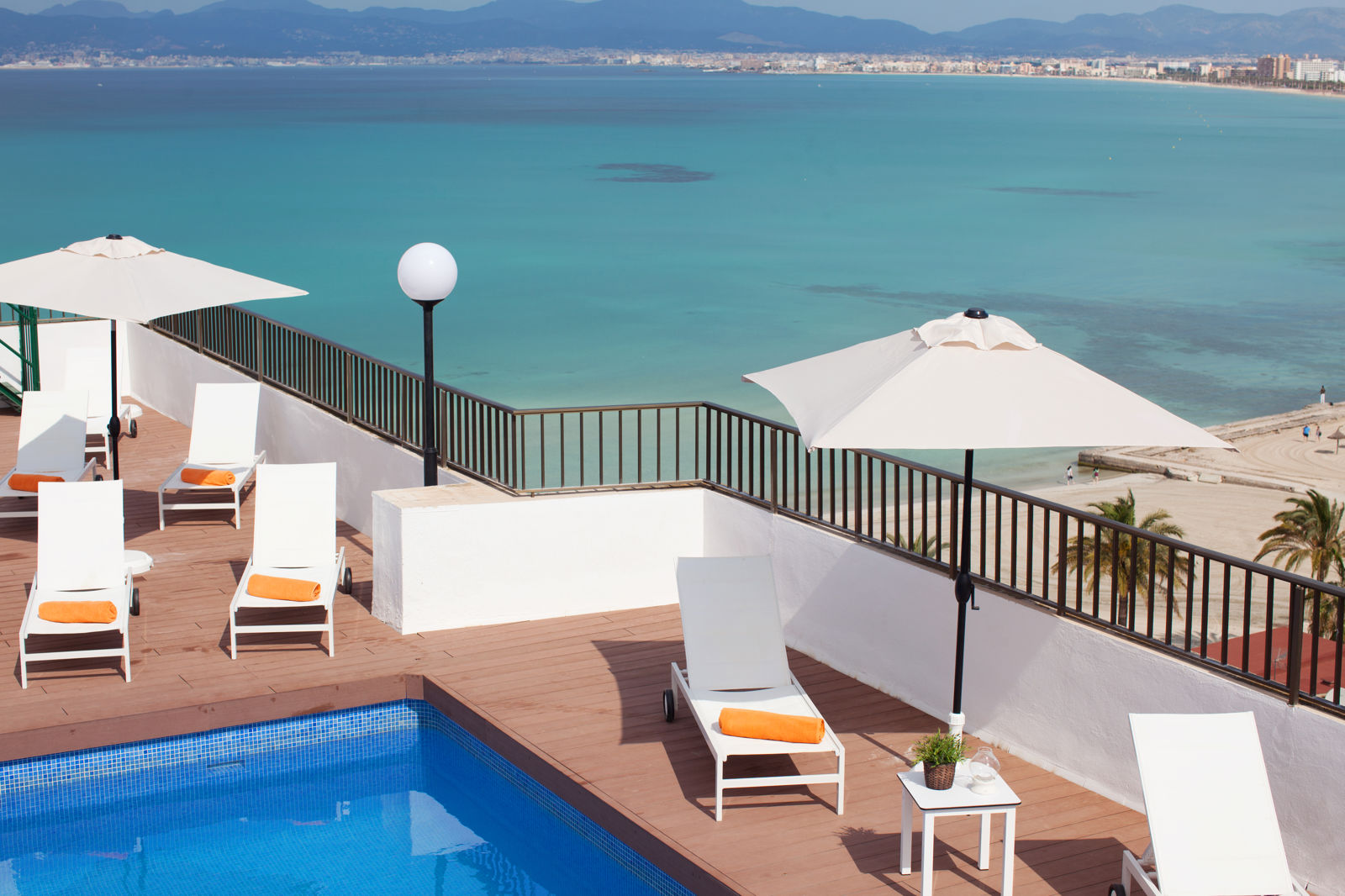 Whala Beach billede 2