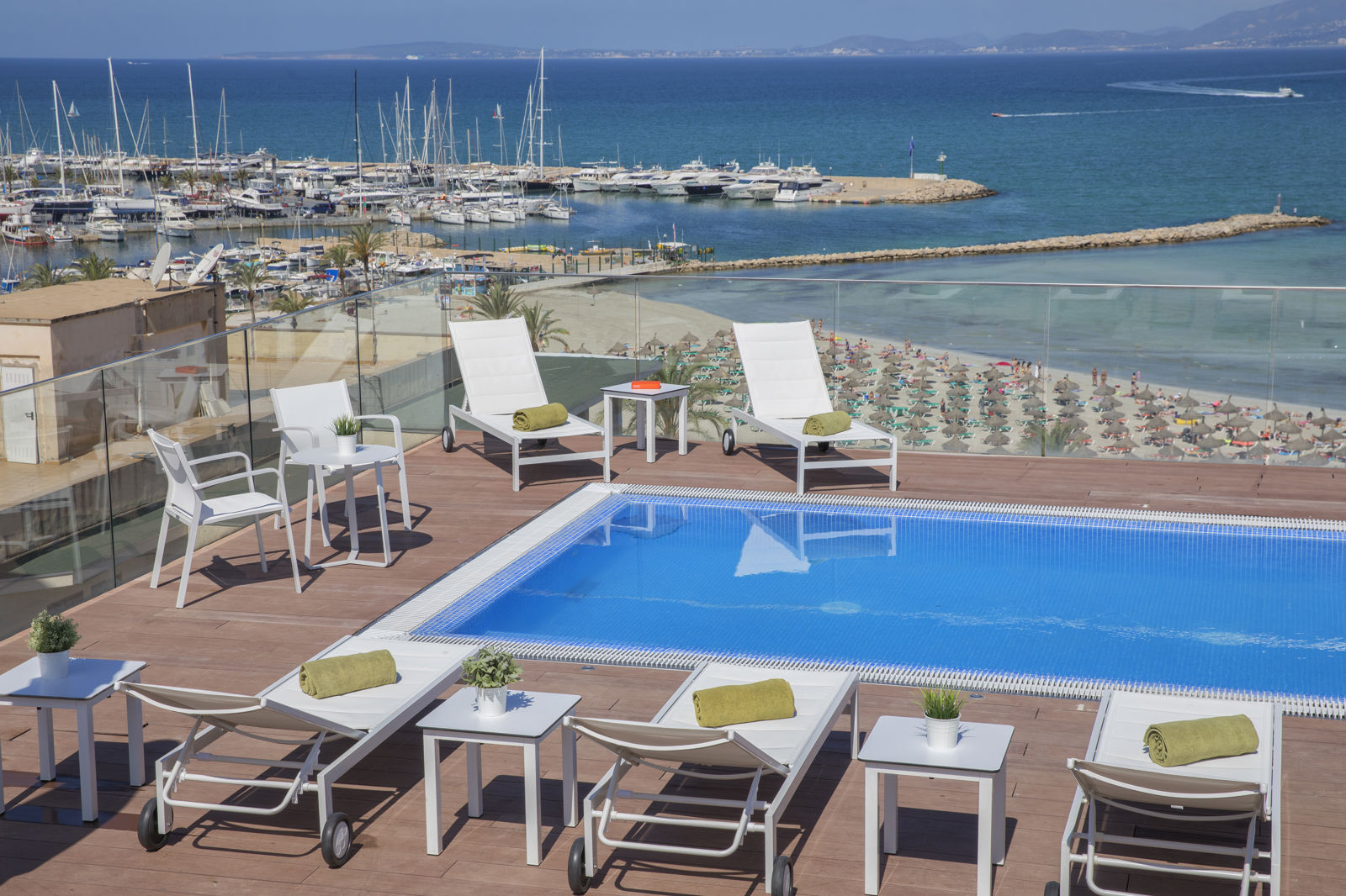 Whala Beach billede 3