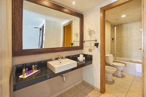 Fergus Style Bahamas