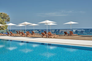 Cavo Orient Beach Hotel & Suites