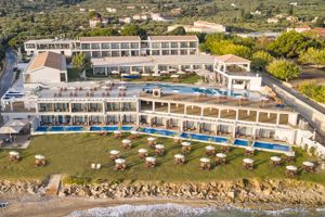 Cavo Orient Beach Hotel & Suites