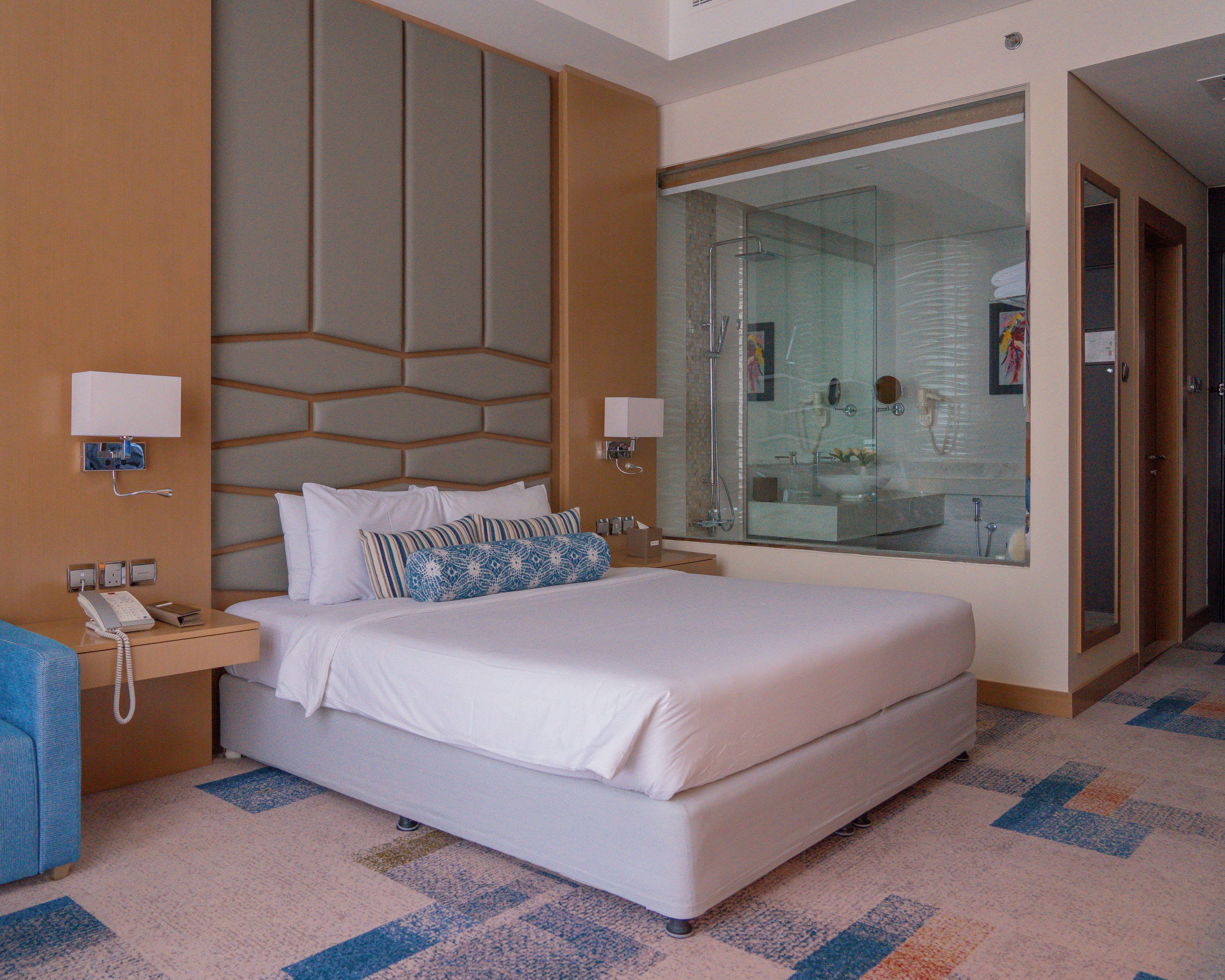 Canal Central Business Bay